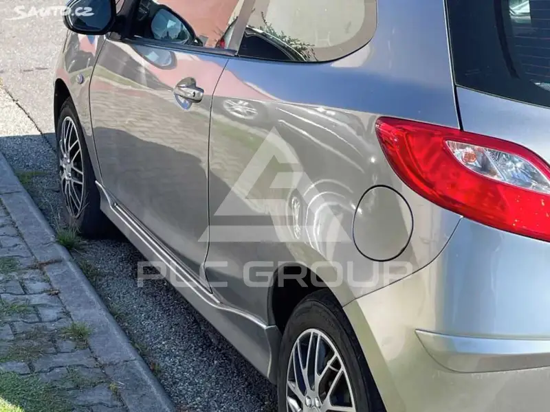 2011 Mazda 2 (Demio)
