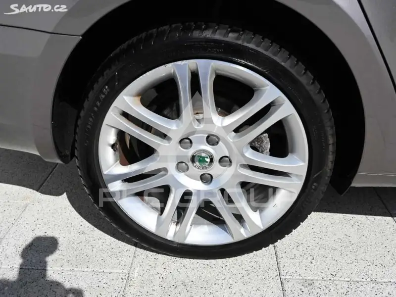 2011 Skoda Superb