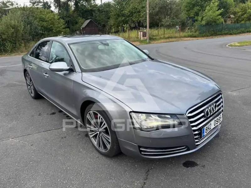 2011 Audi A8