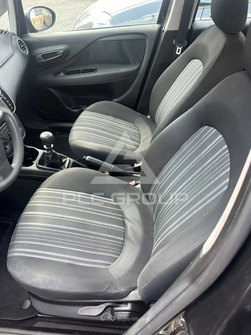 2011 Fiat Punto