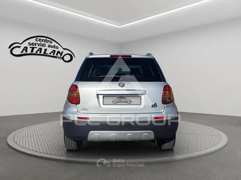 2011 Fiat Sedici