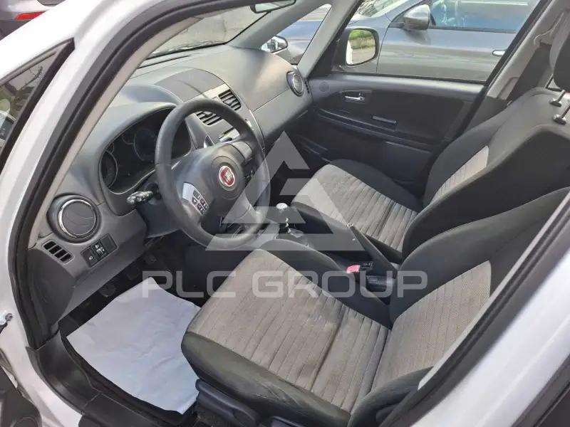 2011 Fiat Sedici