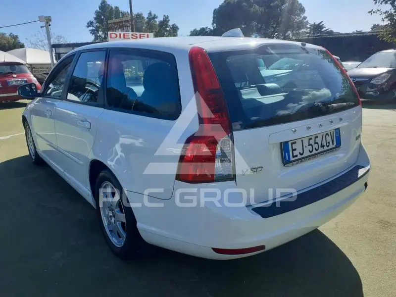 2011 Volvo V50