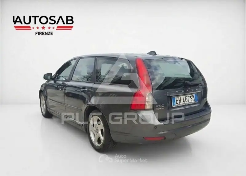 2011 Volvo V50