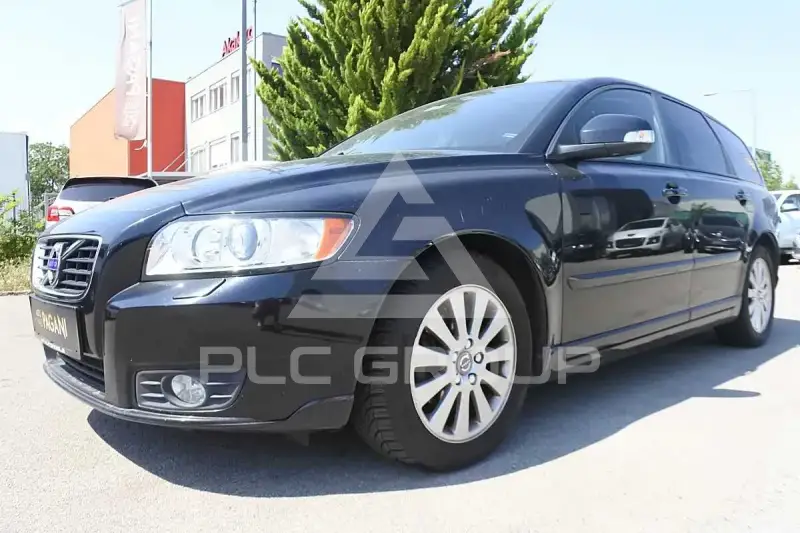 2011 Volvo V50