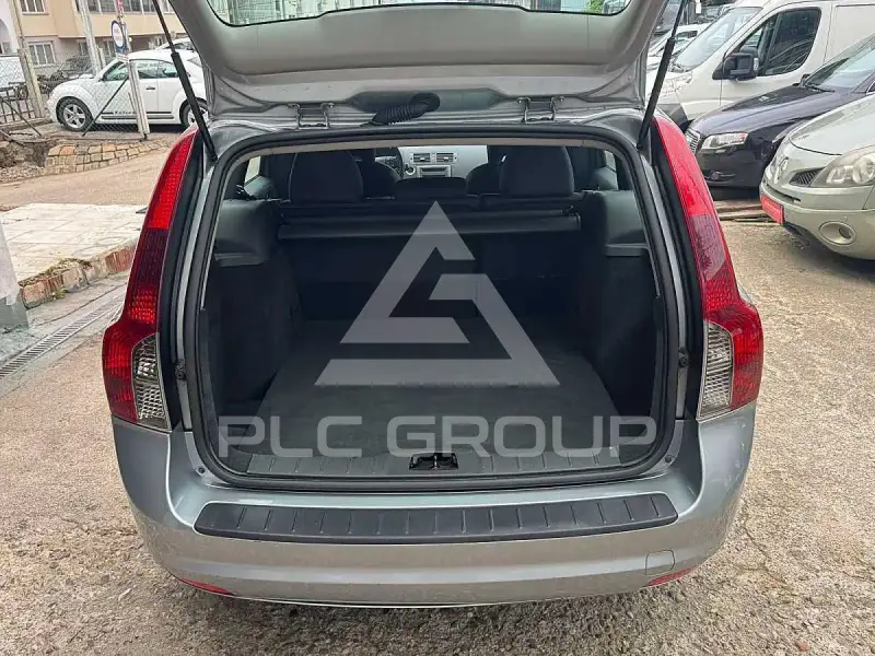 2011 Volvo V50