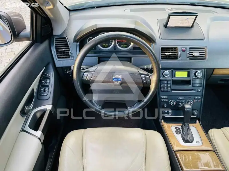 2011 Volvo XC90