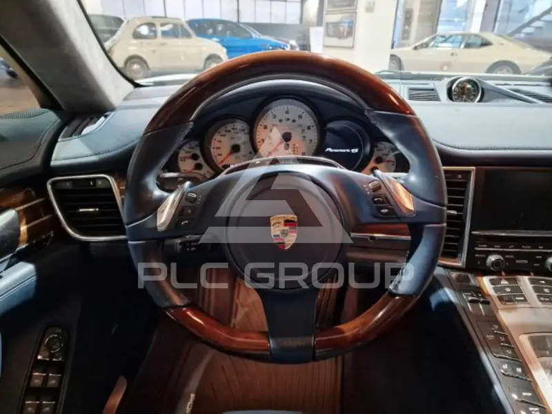 2011 Porsche Panamera