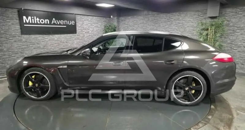 2011 Porsche Panamera