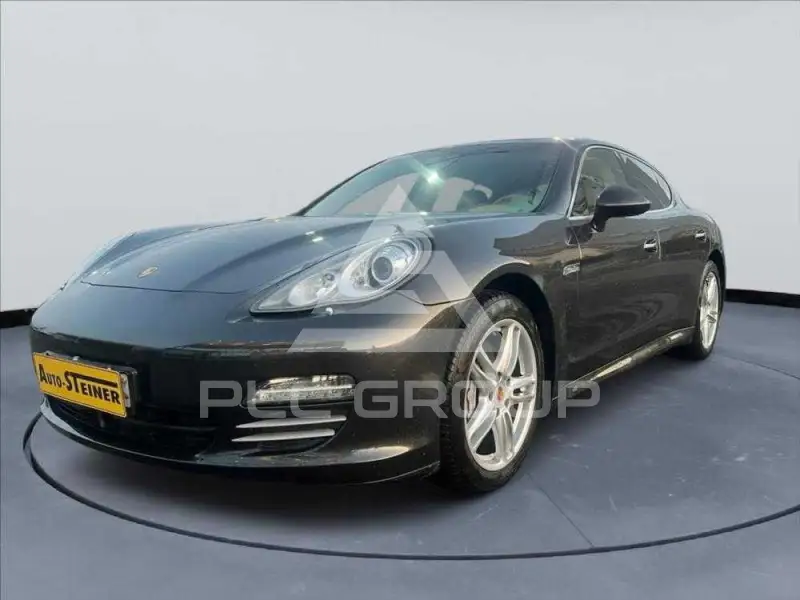 2011 Porsche Panamera