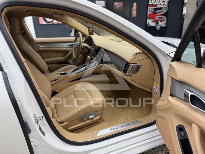2011 Porsche Panamera