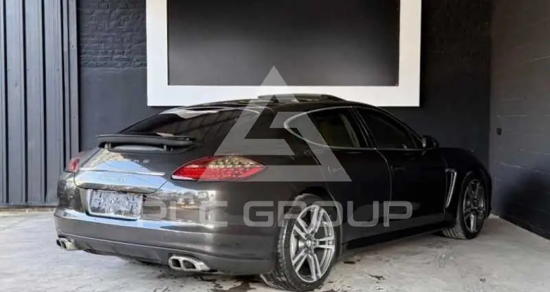 2011 Porsche Panamera