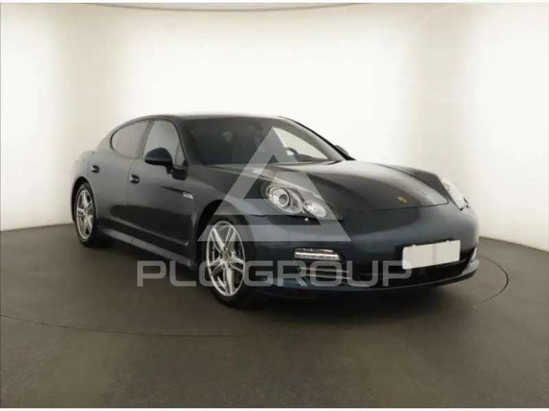 2011 Porsche Panamera