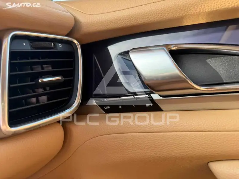2011 Porsche Panamera