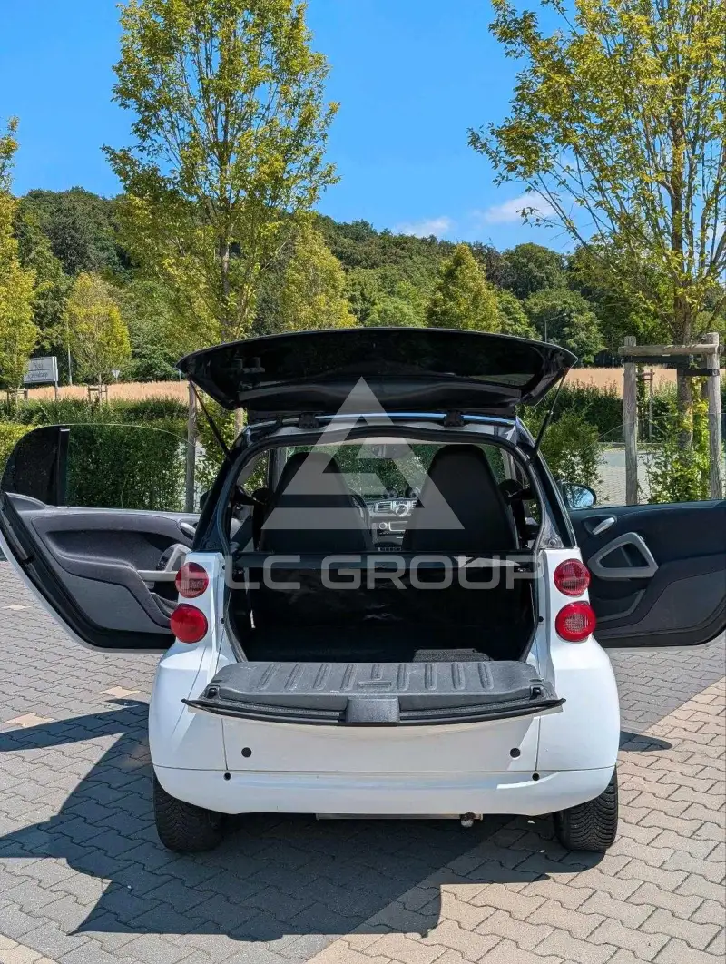 2011 Smart FORTWO