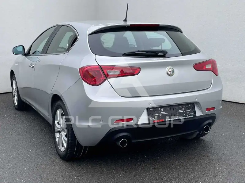 2011 Alfa Romeo Giulia