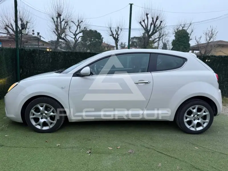 2011 Alfa Romeo Mito