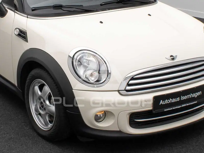 2011 Mini COOPER