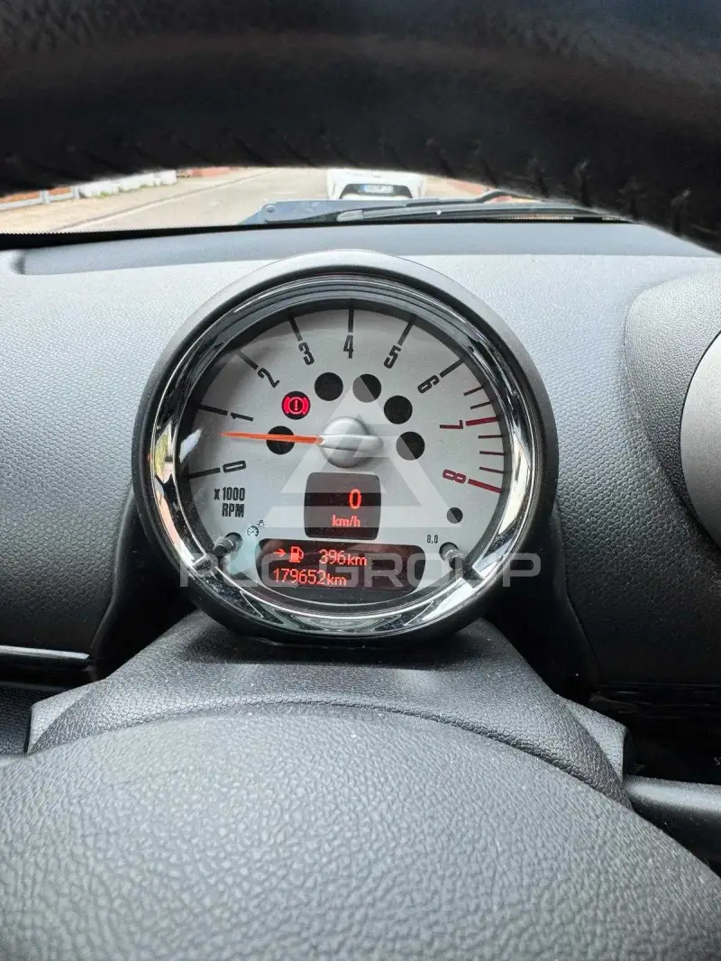 2011 Mini COOPER