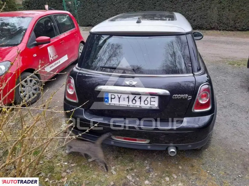 2011 Mini COOPER