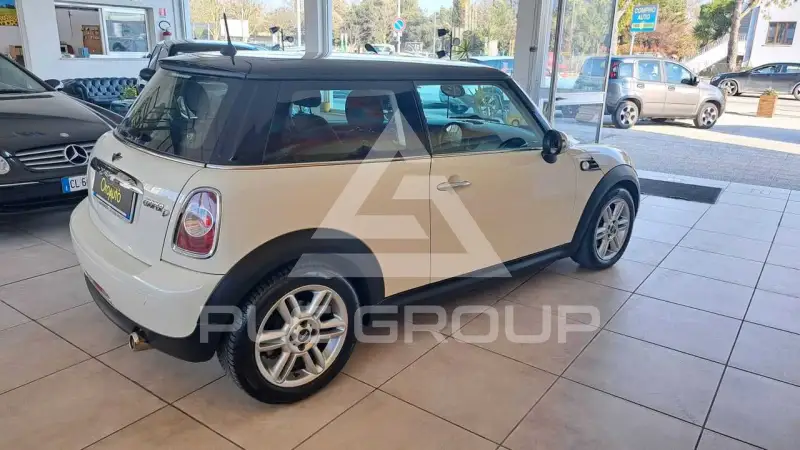 2011 Mini COOPER