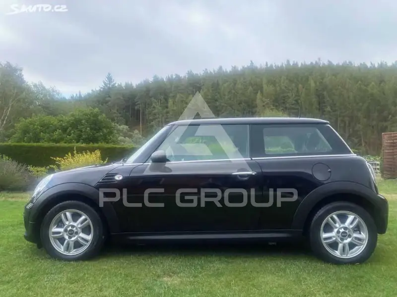 2011 Mini COOPER