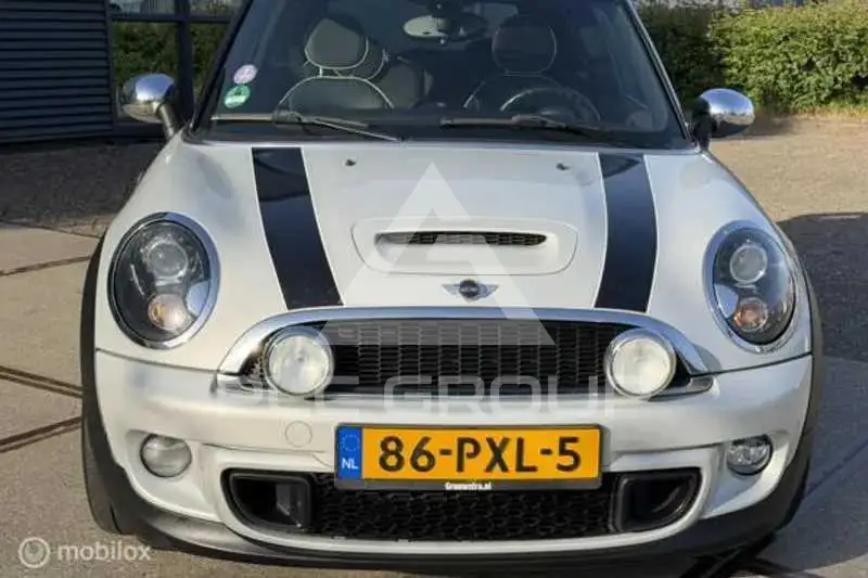 2011 Mini COOPER