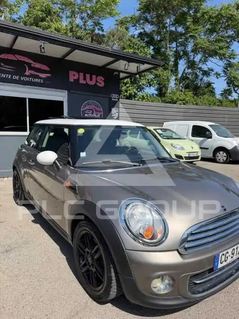 2011 Mini COOPER
