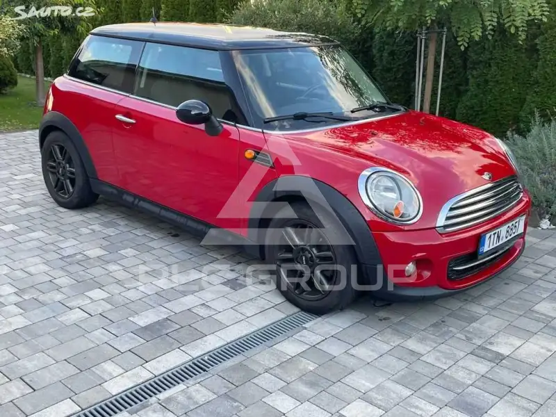 2011 Mini COOPER
