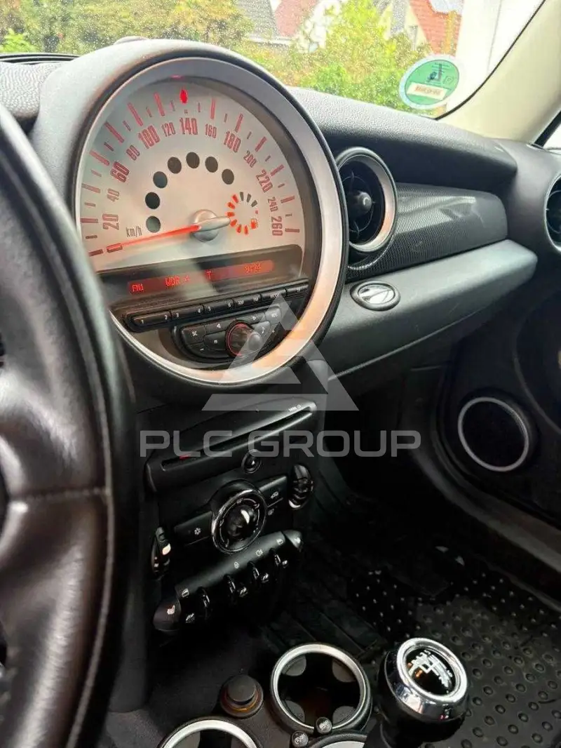 2011 Mini COOPER