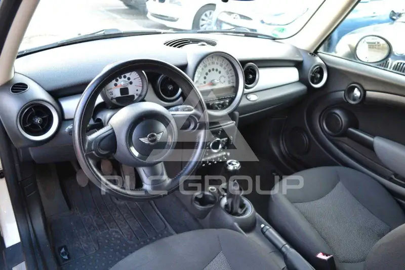 2011 Mini COOPER