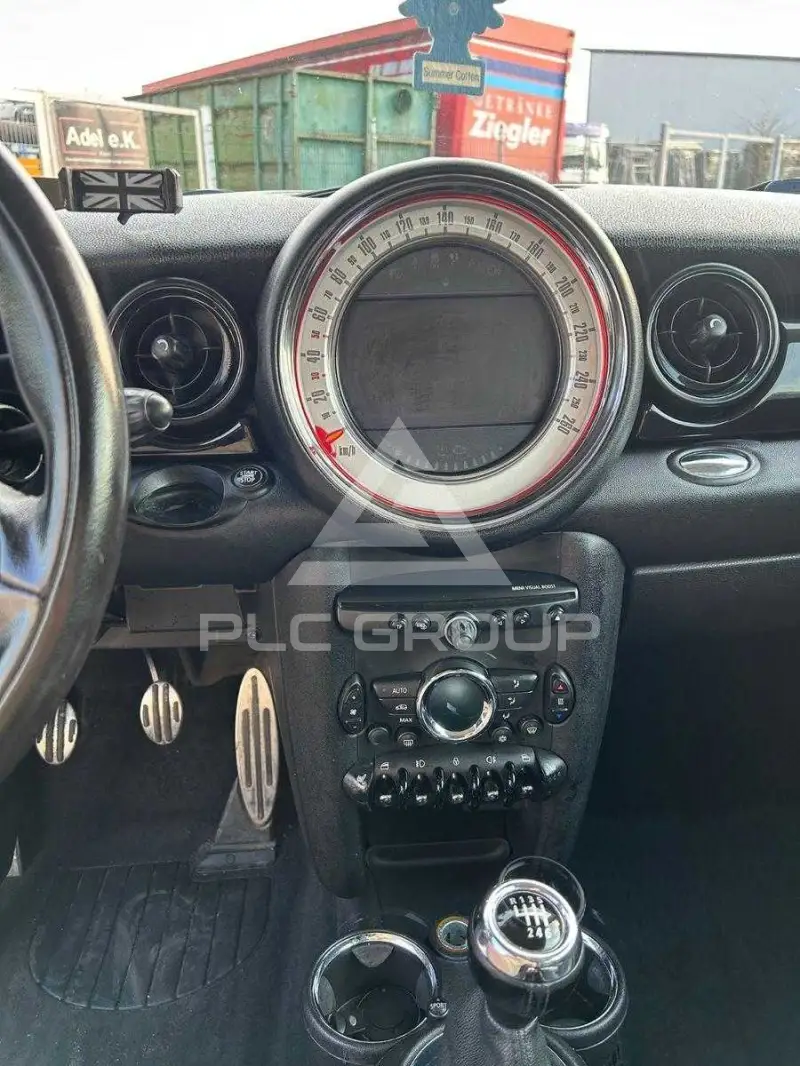 2011 Mini COOPER