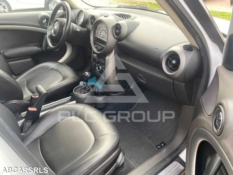 2011 Mini COOPER