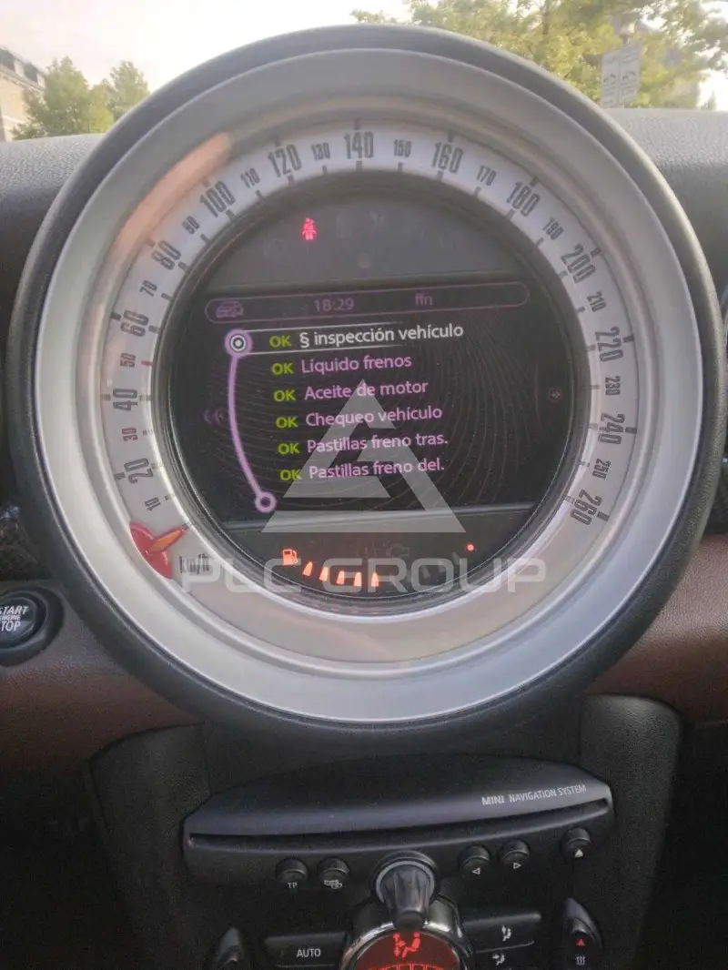 2011 Mini COOPER
