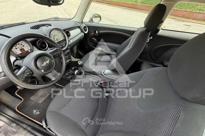 2011 Mini COOPER