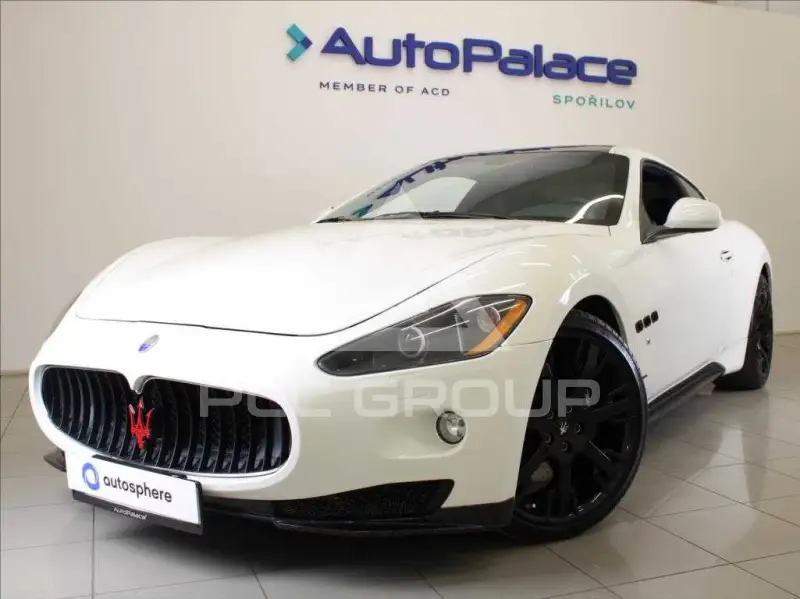 2011 Maserati GRANTURISMO