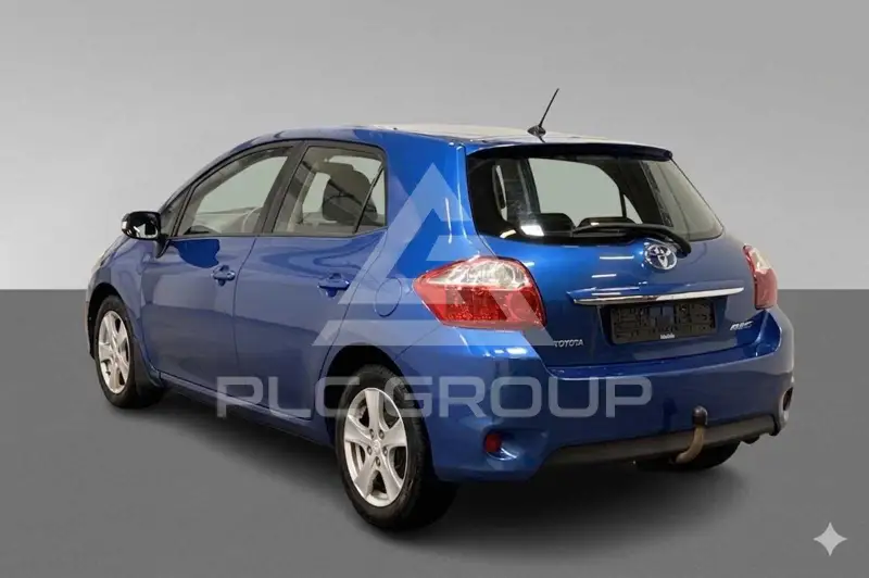 2011 Toyota AURIS