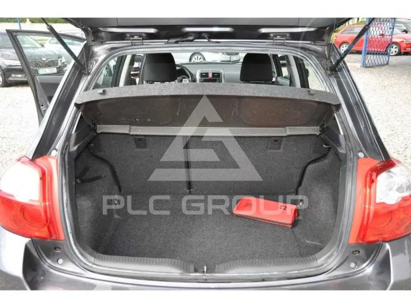 2011 Toyota AURIS