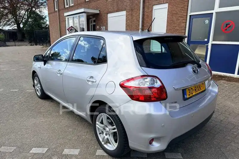 2011 Toyota AURIS