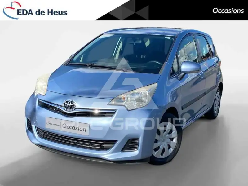 2011 Toyota VERSO