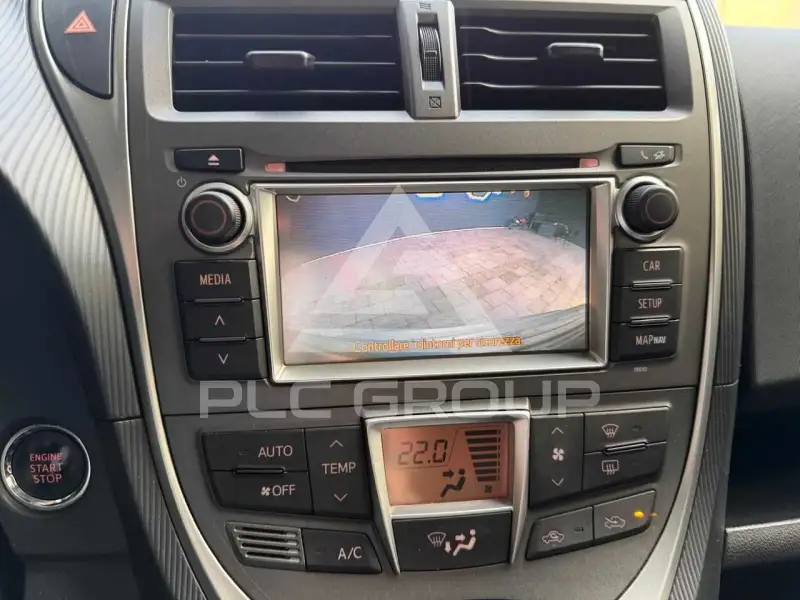 2011 Toyota VERSO