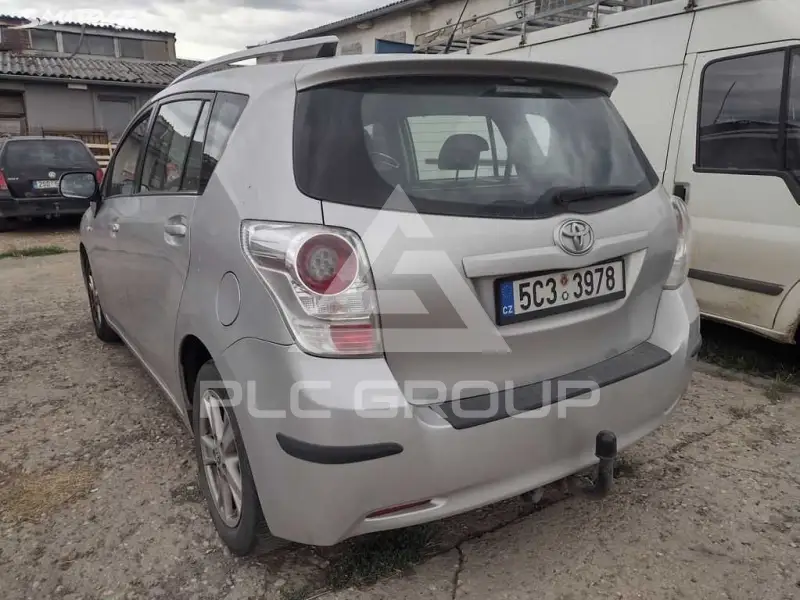 2011 Toyota VERSO