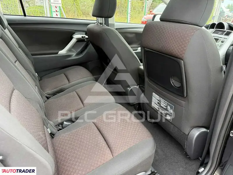 2011 Toyota VERSO