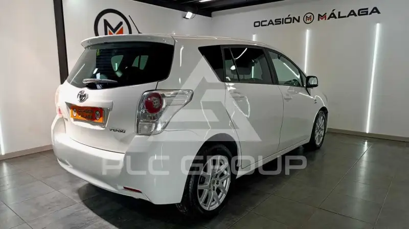2011 Toyota VERSO