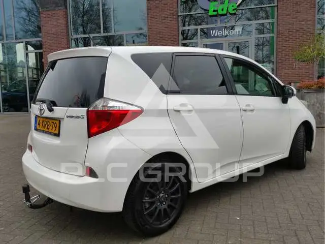 2011 Toyota VERSO