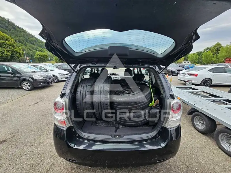 2011 Toyota VERSO