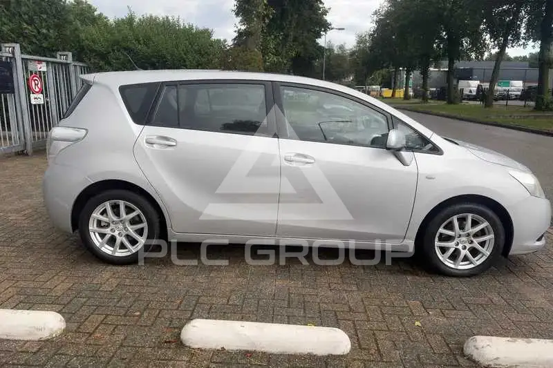 2011 Toyota VERSO
