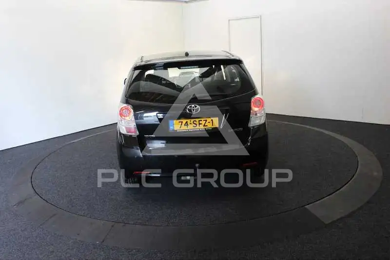 2011 Toyota VERSO