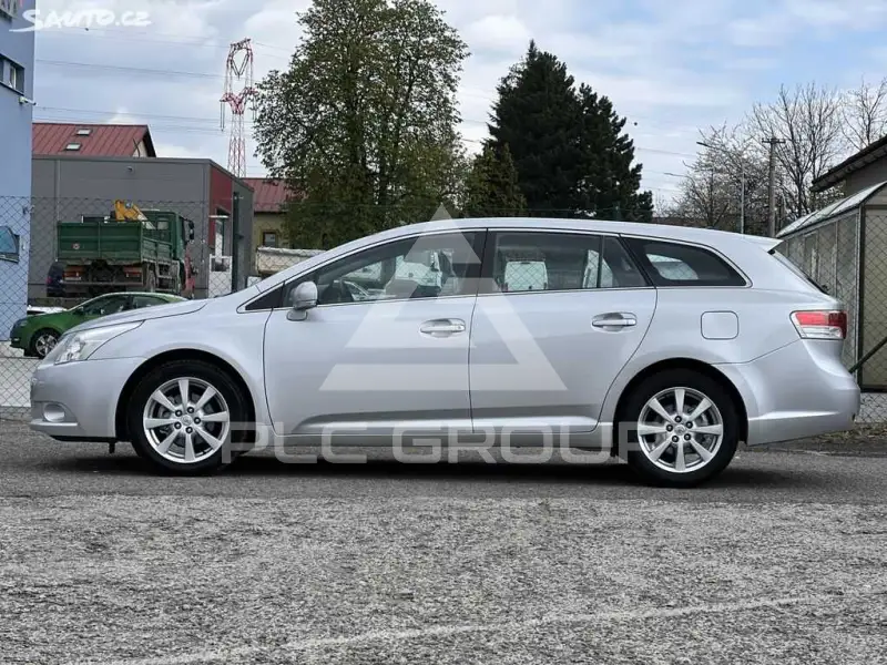 2011 Toyota Avensis