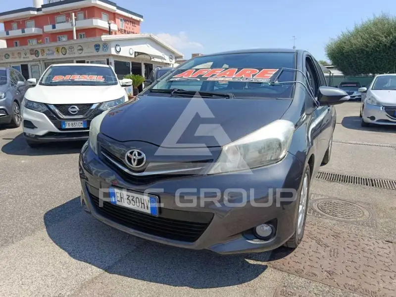 2011 Toyota YARIS